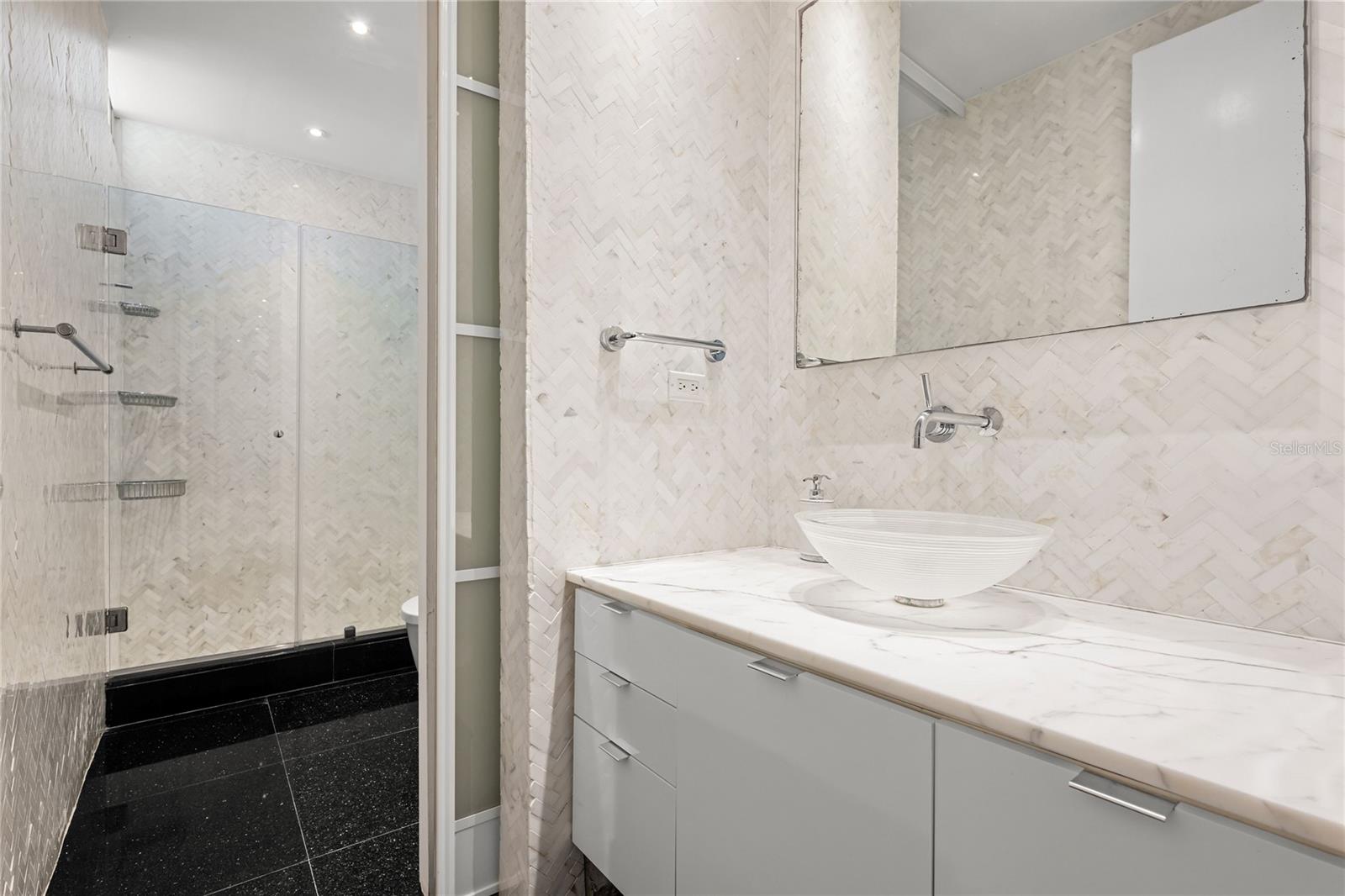 URB. LADERAS DE SAN JUAN - Residential