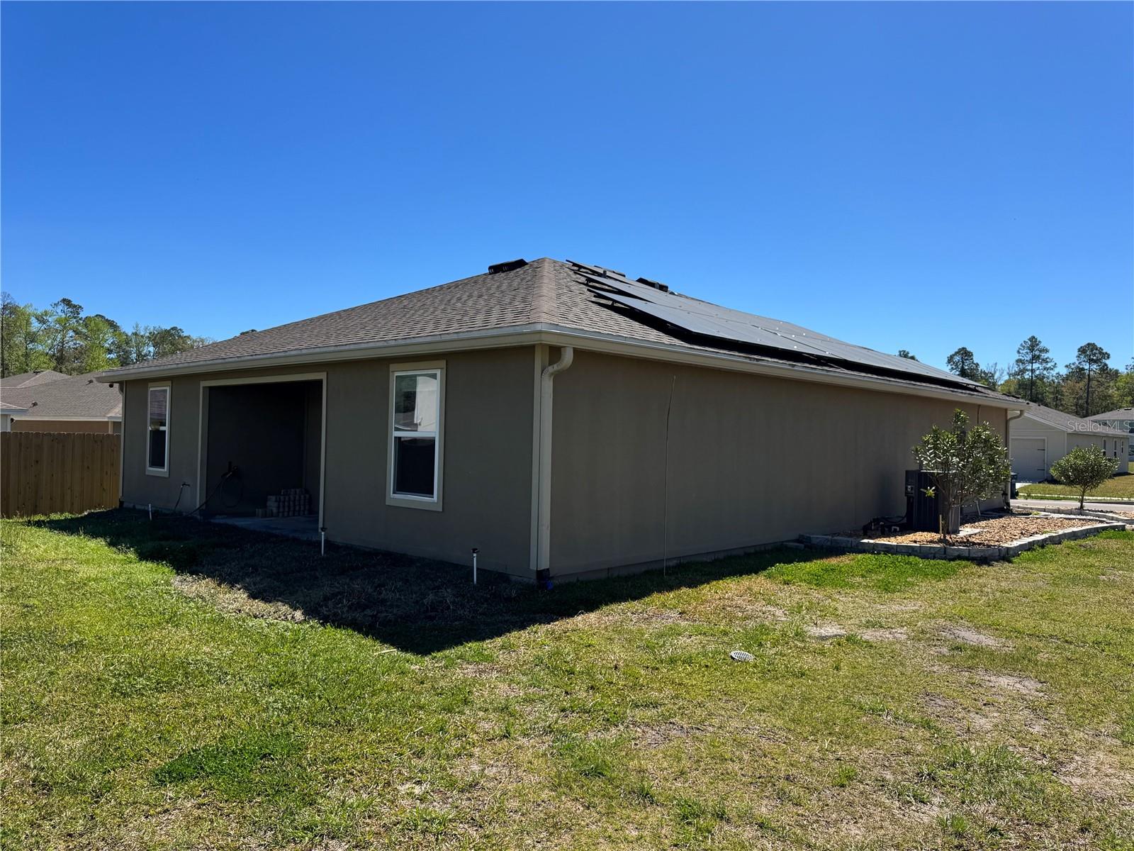 LAKES/WOODLAWN - Residential Lease