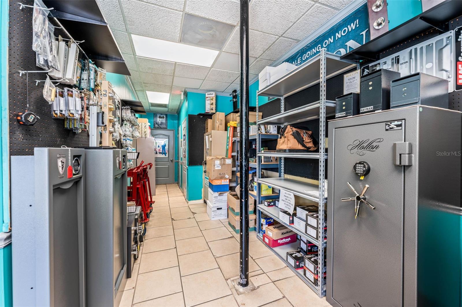 FRIES WINTER GARDEN - Commercial Sale