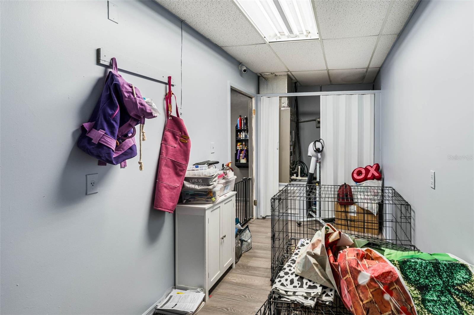 FRIES WINTER GARDEN - Commercial Sale