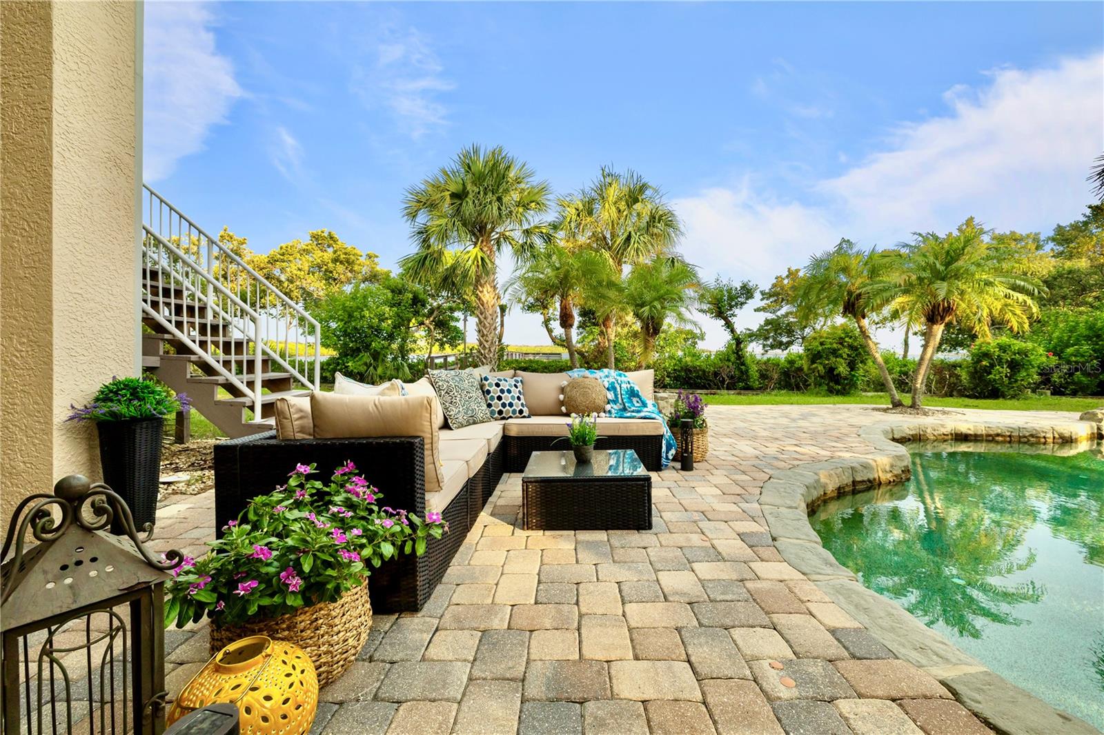 SEA BREEZE ISLAND - Residential