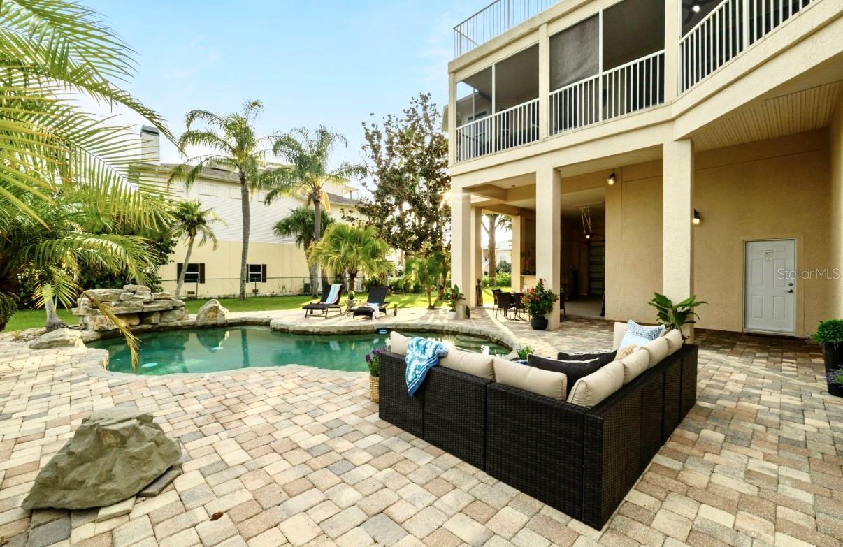 SEA BREEZE ISLAND - Residential