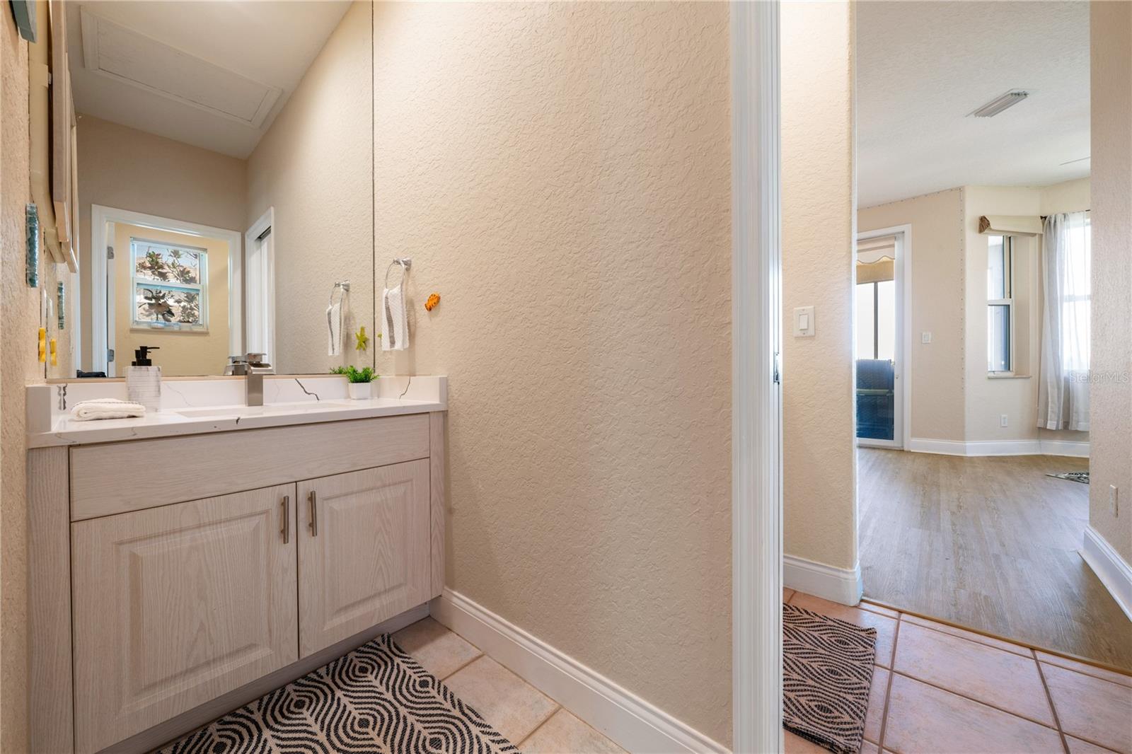 SEA BREEZE ISLAND - Residential