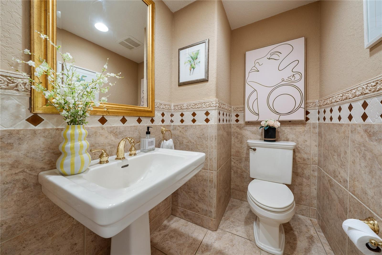 SEA BREEZE ISLAND - Residential