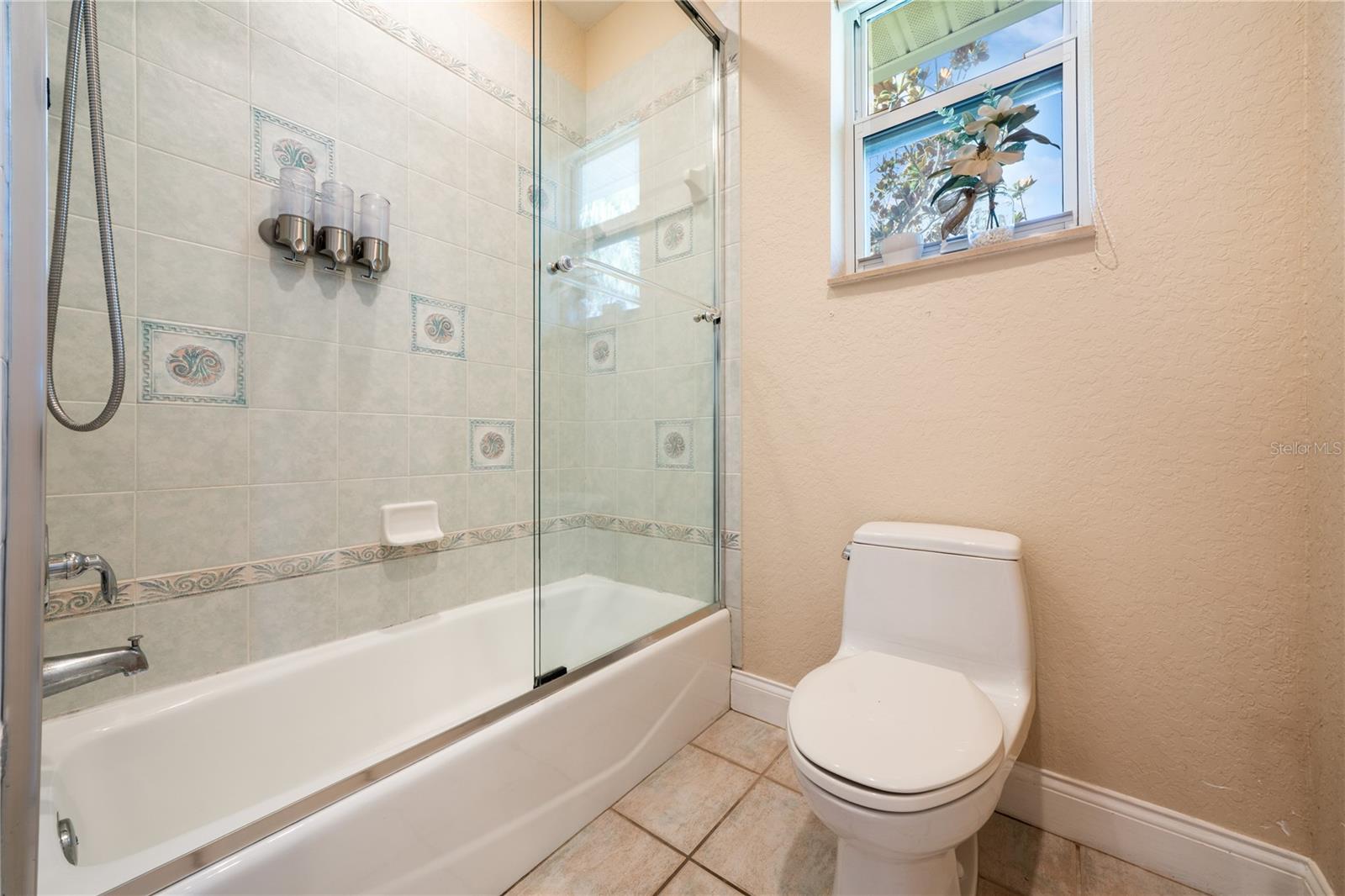 SEA BREEZE ISLAND - Residential