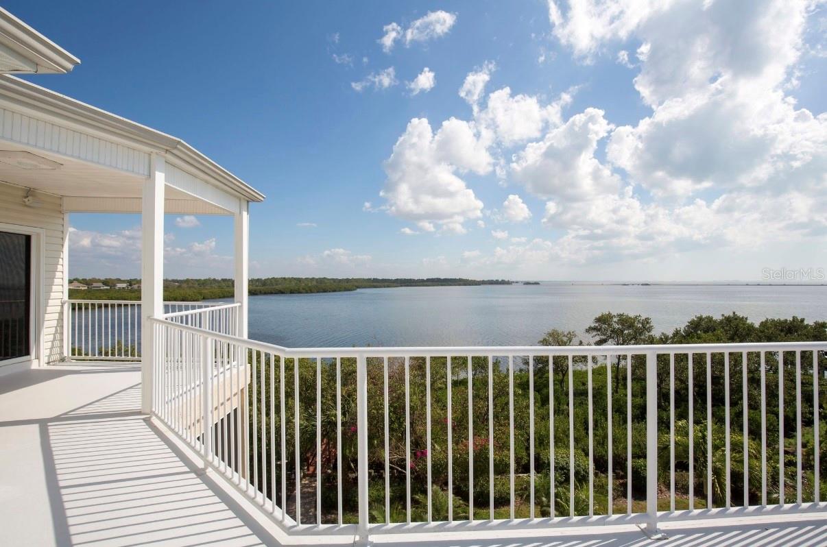 SEA BREEZE ISLAND - Residential