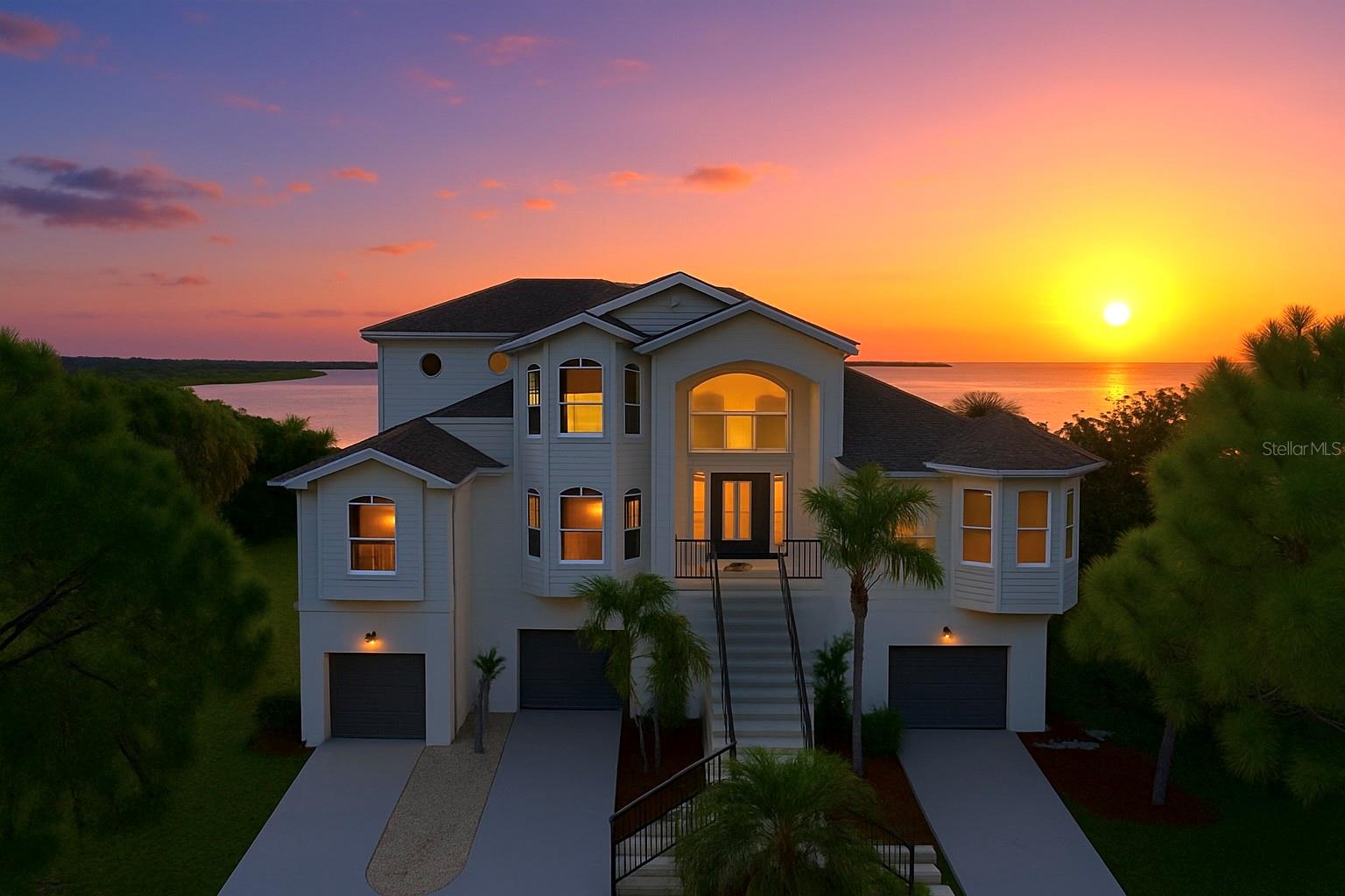 1661 SEA BREEZE DRIVE