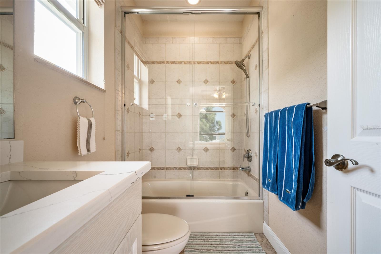 SEA BREEZE ISLAND - Residential