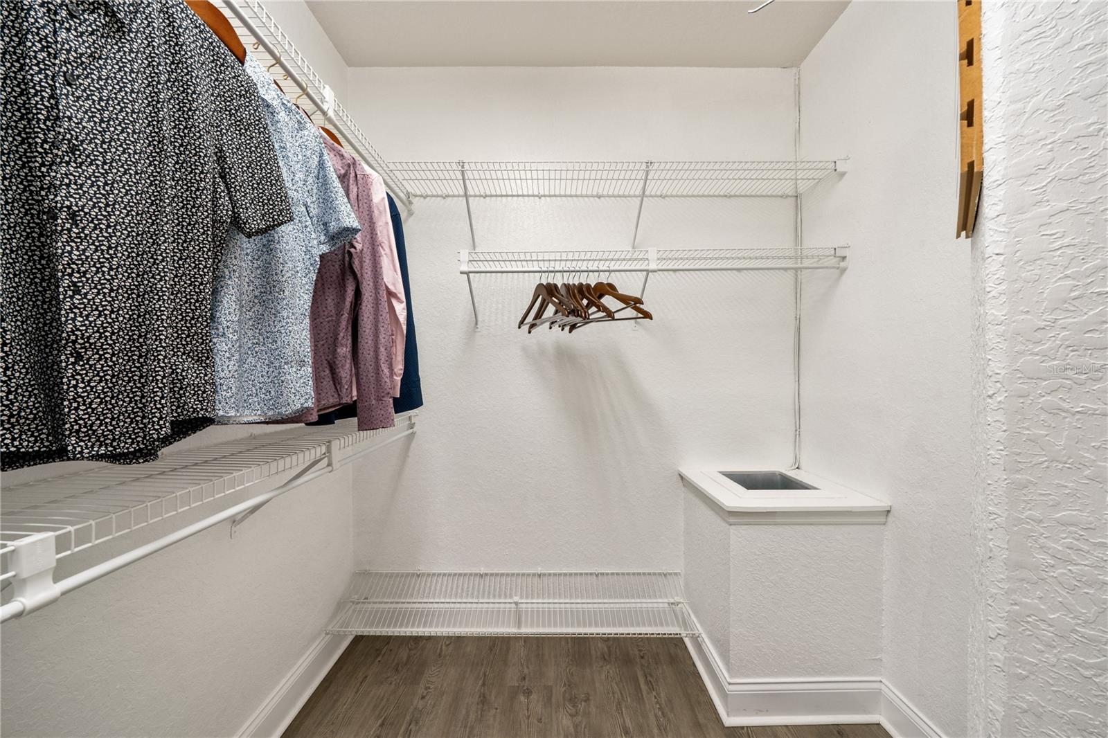 SEA BREEZE ISLAND - Residential