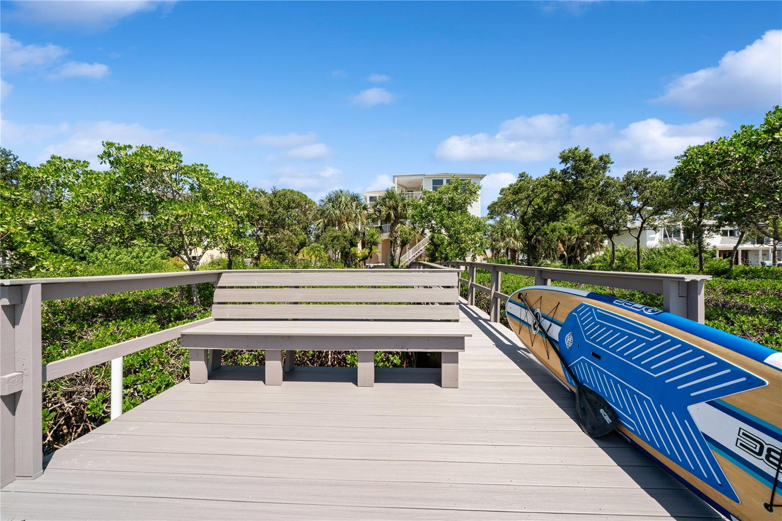 SEA BREEZE ISLAND - Residential