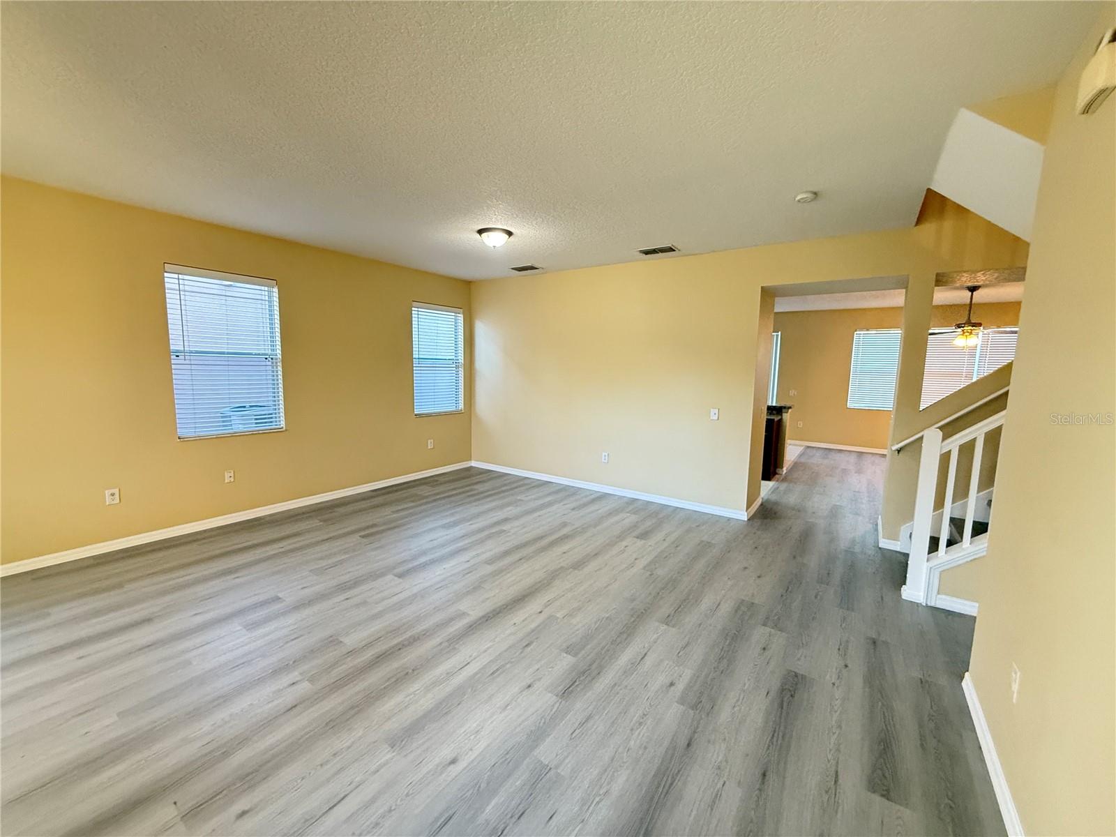STRATFORD POINTE - Residential Lease