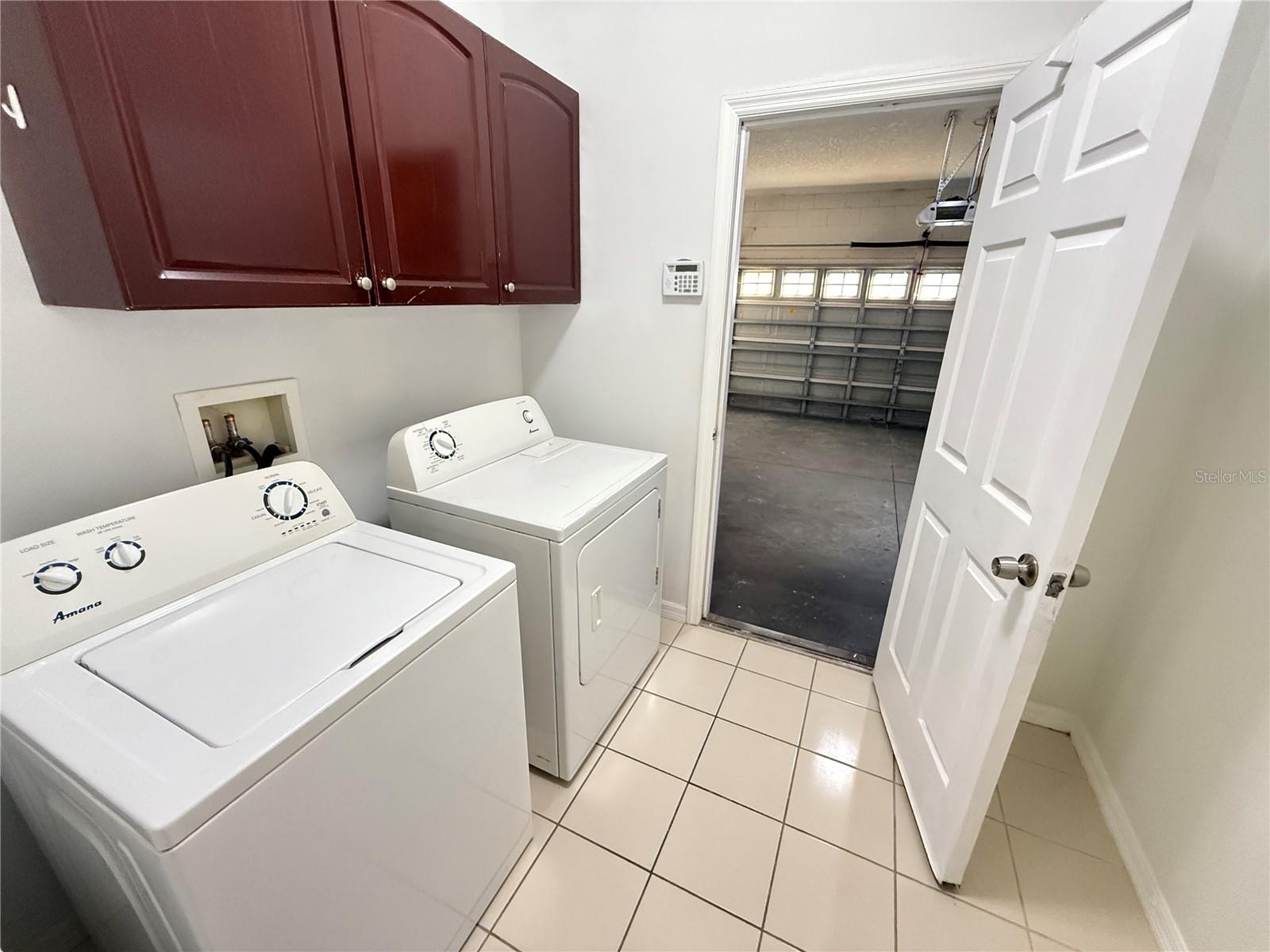 STRATFORD POINTE - Residential Lease