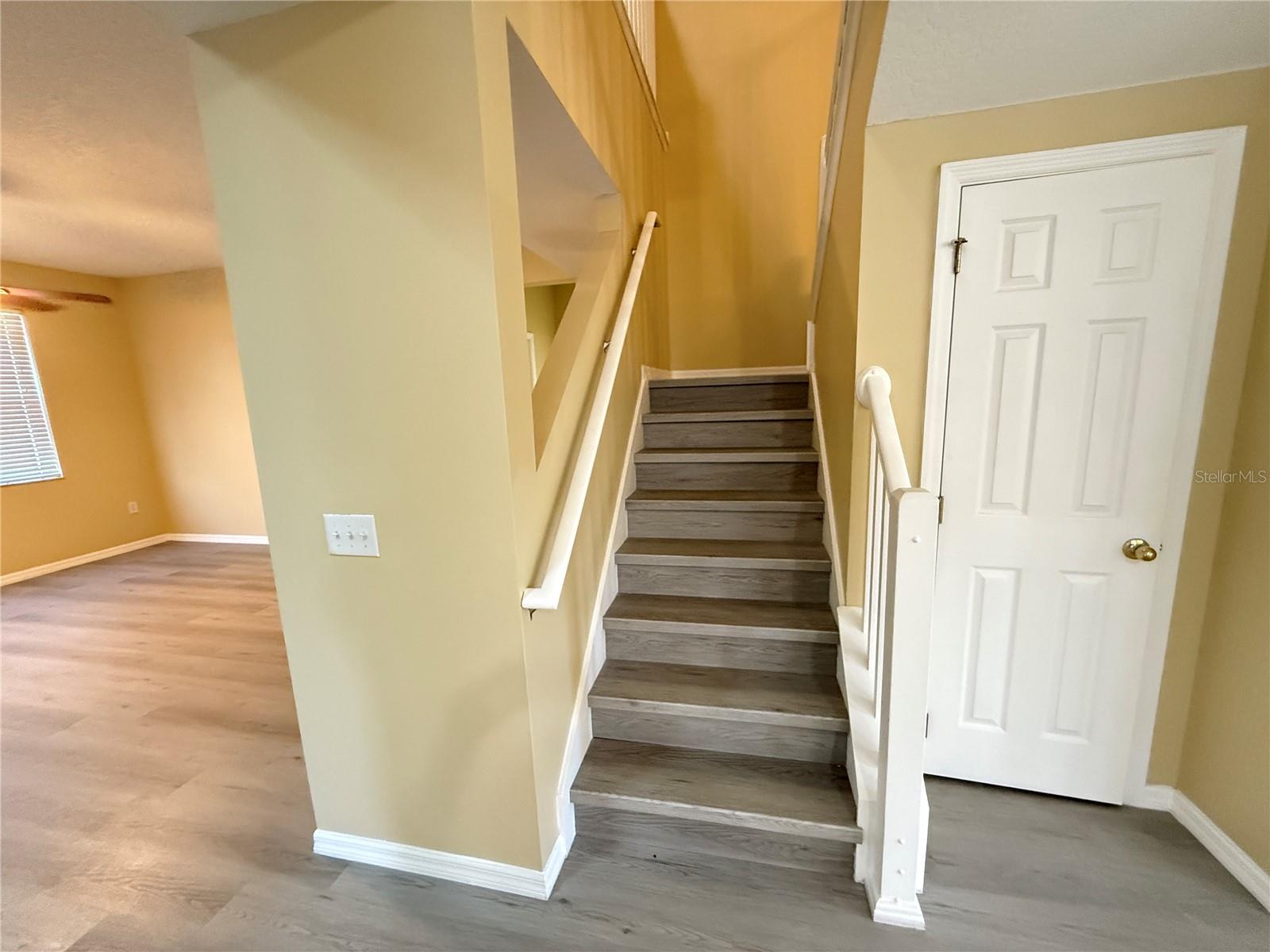STRATFORD POINTE - Residential Lease