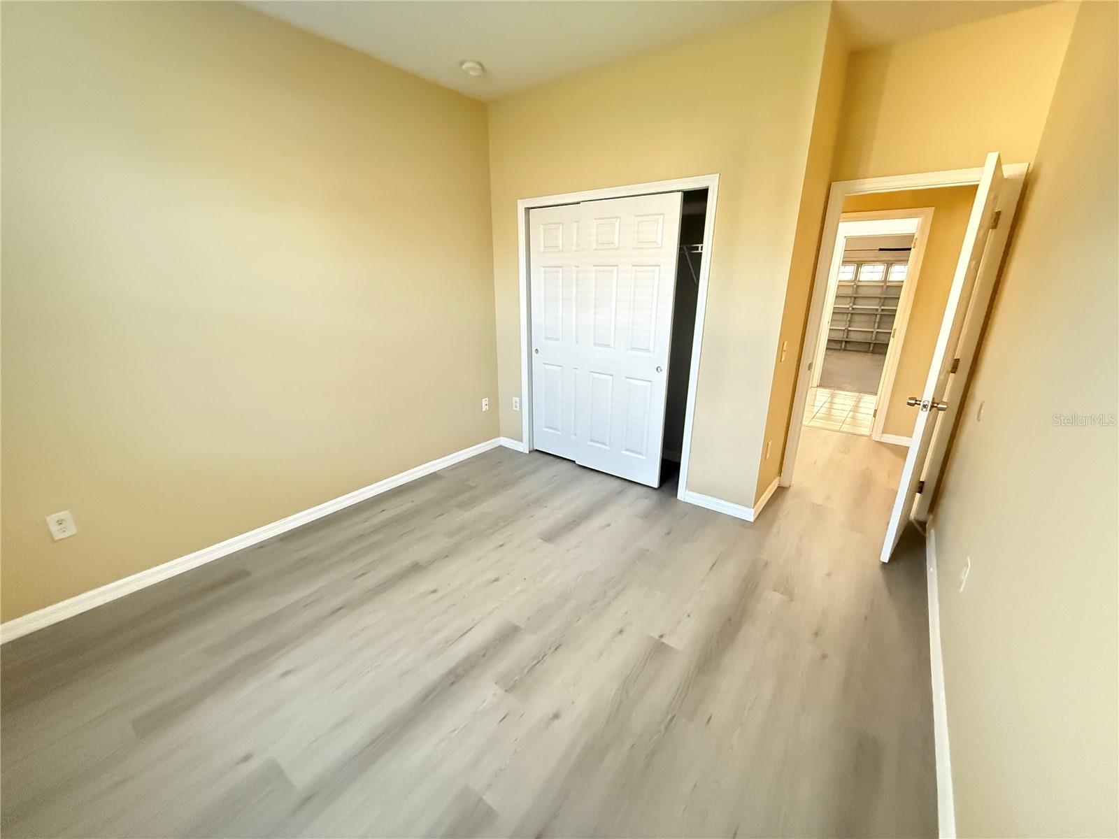 STRATFORD POINTE - Residential Lease