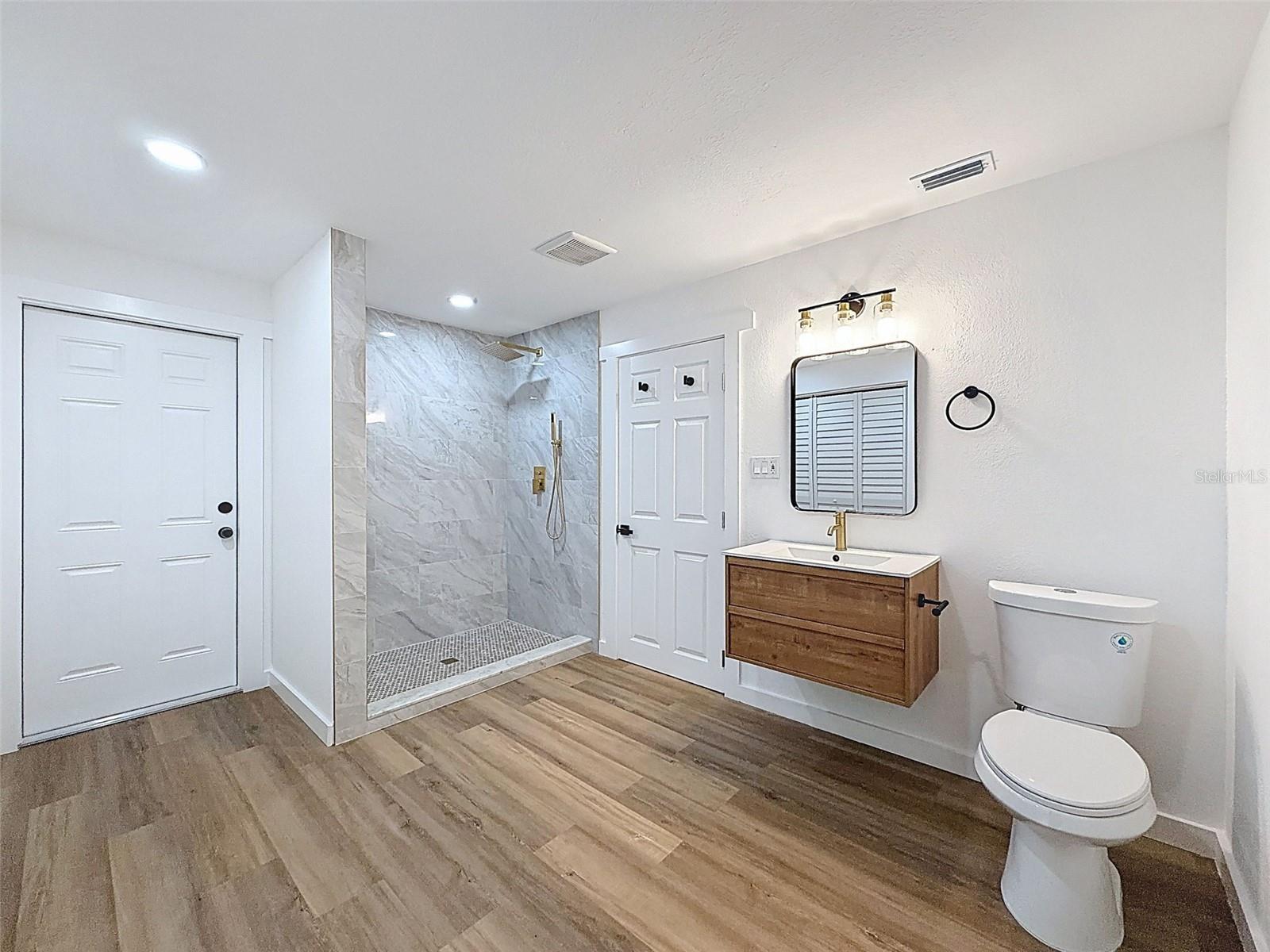 HIGHLAND LAKE SUB 3RD ADD - Residential