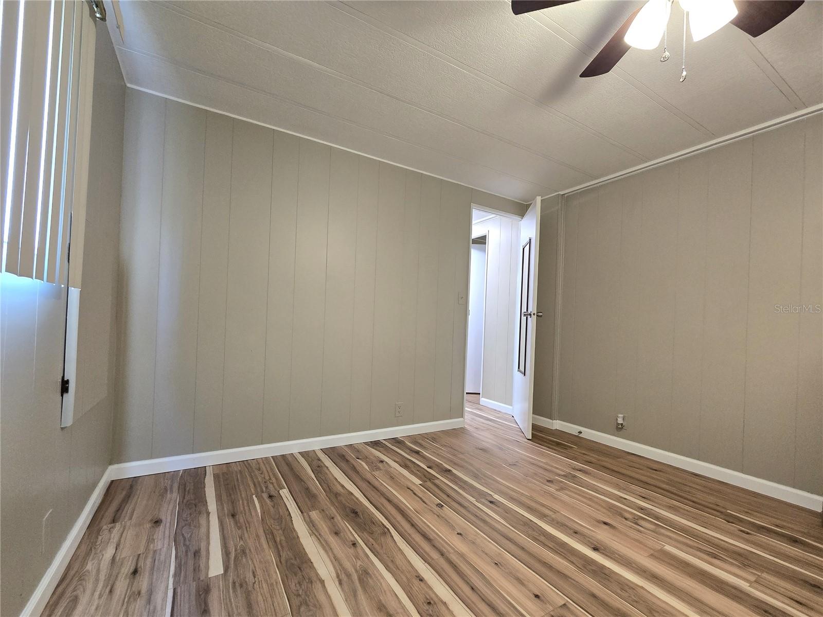 SHADOW BROOK MOBILE HOME - Residential