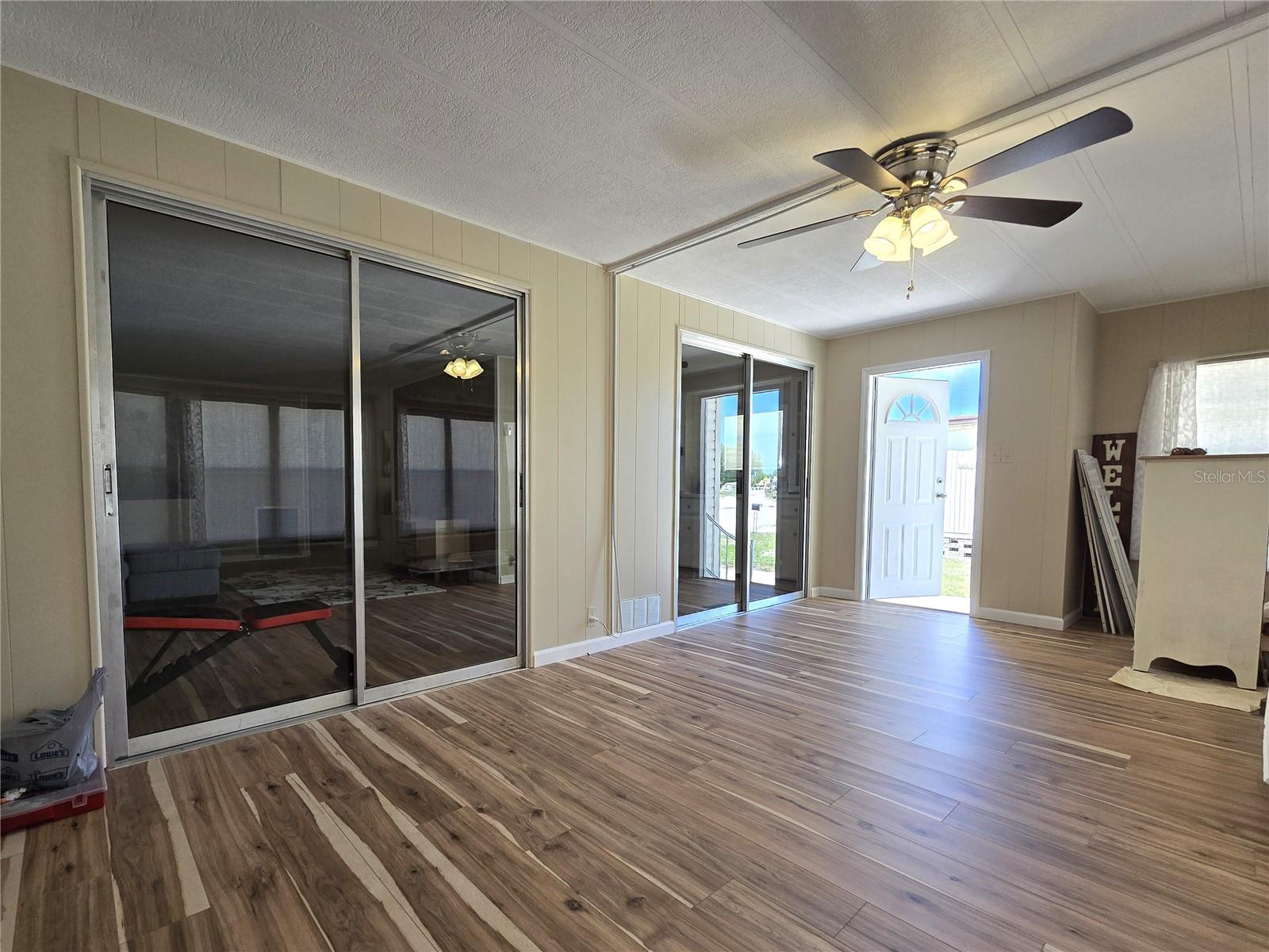 SHADOW BROOK MOBILE HOME - Residential