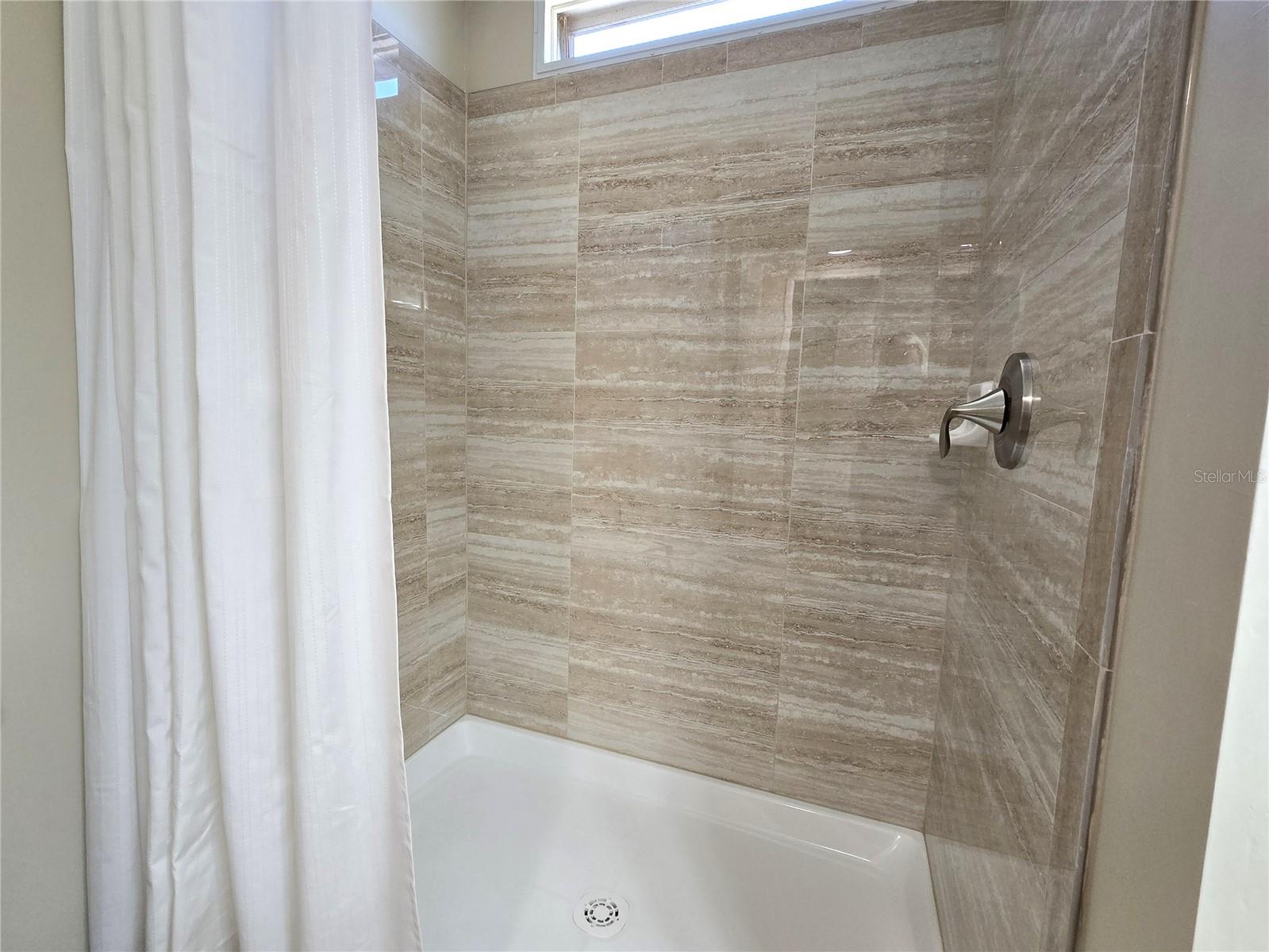 SHADOW BROOK MOBILE HOME - Residential