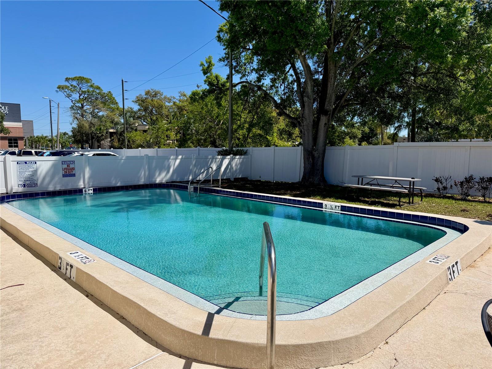 NORTHWICK ARMS CONDO - Residential