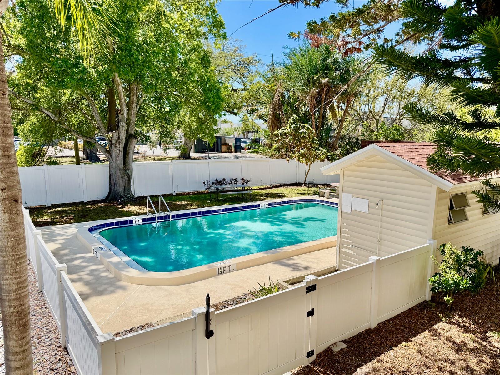 NORTHWICK ARMS CONDO - Residential