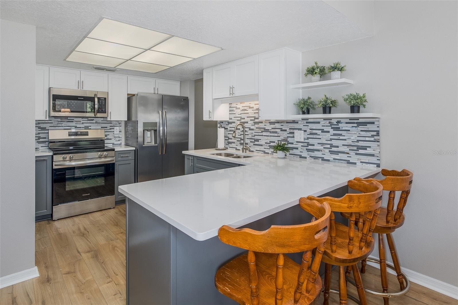 PORT RICHEY LAND CO - Residential