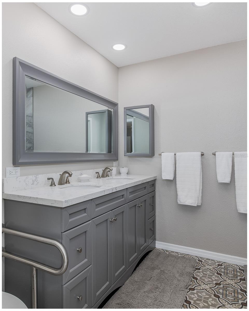 PORT RICHEY LAND CO - Residential