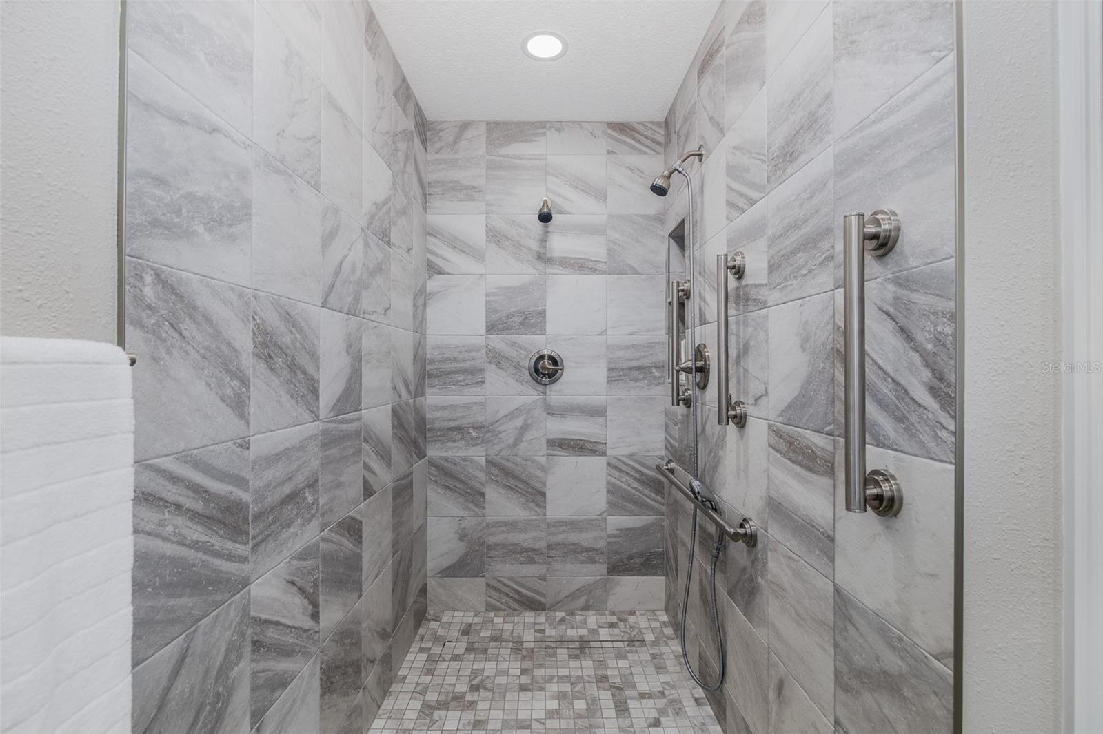 PORT RICHEY LAND CO - Residential