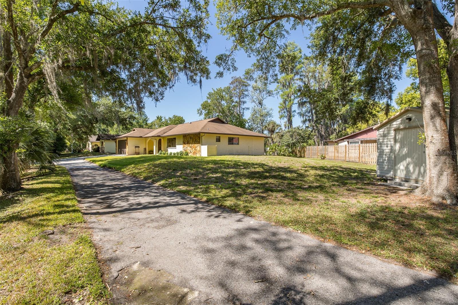 PORT RICHEY LAND CO - Residential