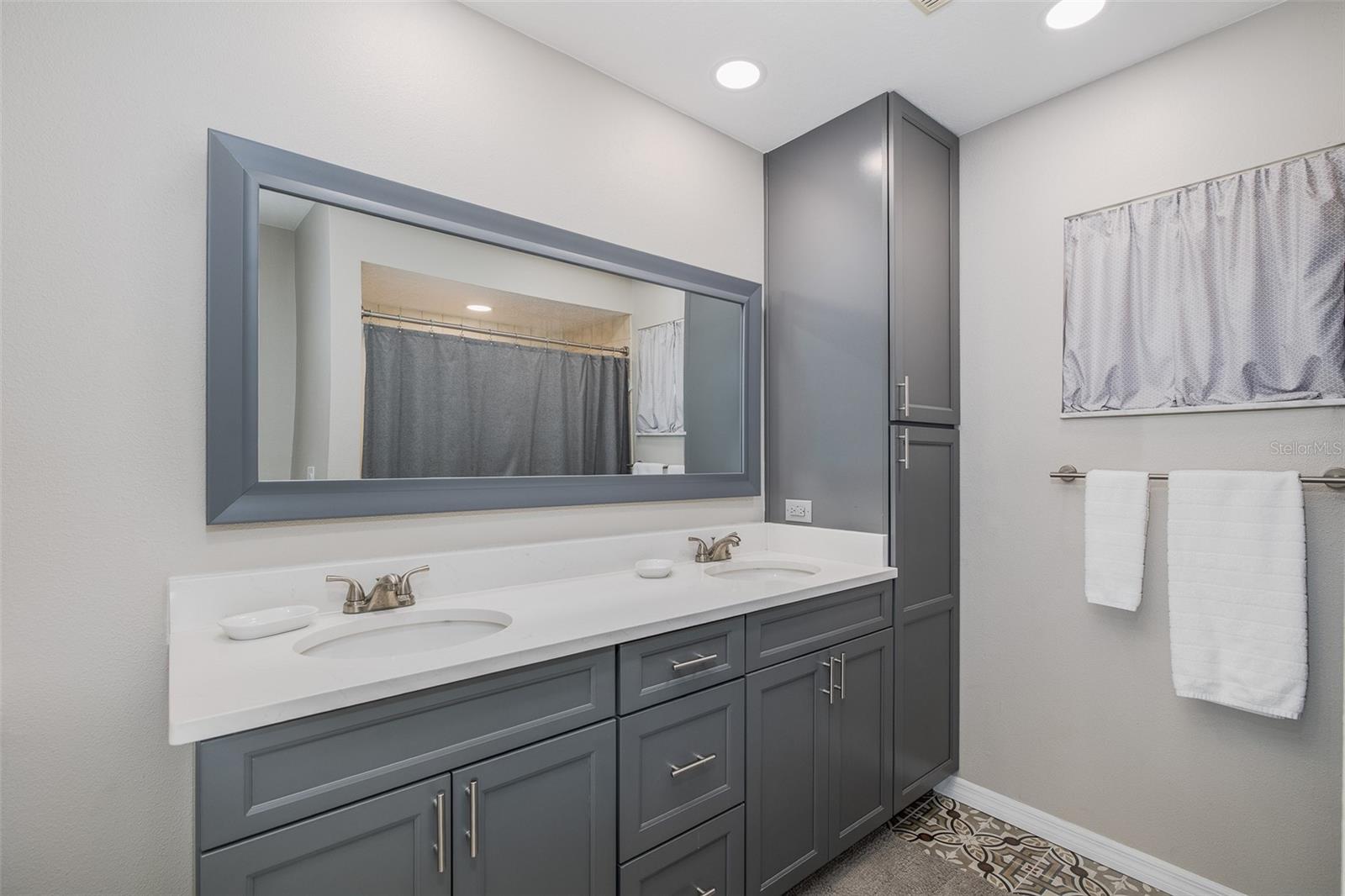 PORT RICHEY LAND CO - Residential