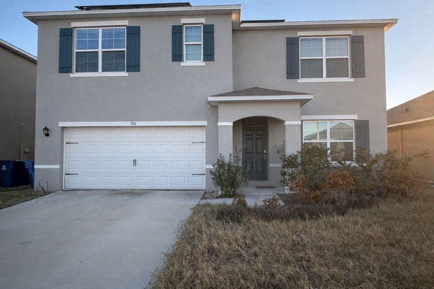 Welcome to this beautiful 2023-built home located in a modern and rapidly growing community in Haines City. This spacious residence features 5 bedrooms, 3 bathrooms, and over 2,600 sq ft, offering an open-concept layout designed for comfort and functionality. The kitchen includes contemporary cabinetry, a central island, and direct views of the living and dining areas—perfect for family gatherings and entertaining.
The primary suite provides generous space, a walk-in closet, and a private bathroom. Additional bedrooms  flexibility for a home office, guest room, or creative space. The property also includes a 2-car garage and a well-sized lot with great outdoor potential.
Situated in a community developed by DR Horton, residents enjoy recreational amenities, a family-friendly environment, and convenient access to shopping, dining, and major highways. An excellent opportunity for those seeking a modern, spacious home that is move-in ready.