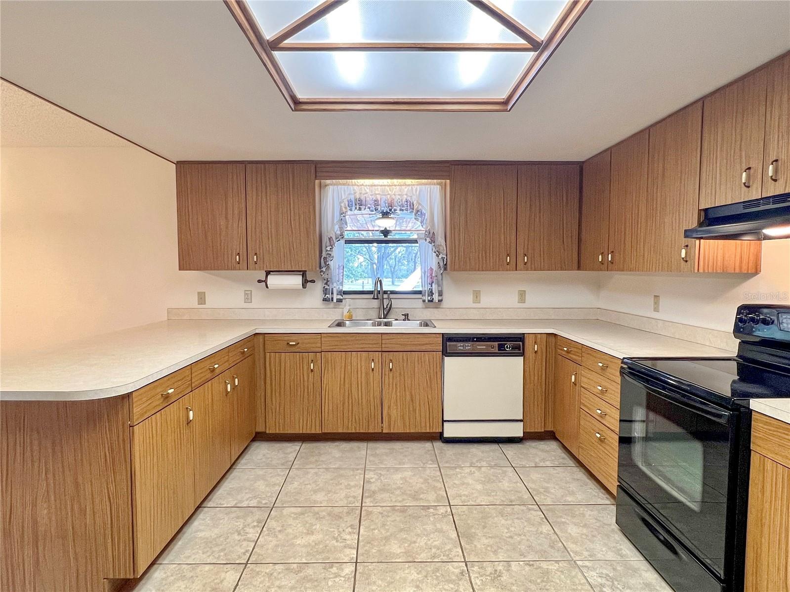 WARD ESTATES - Residential