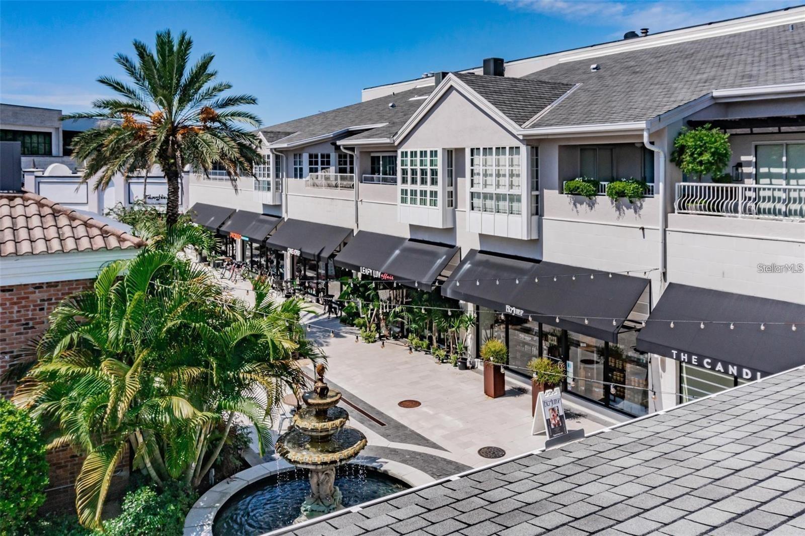 OLD HYDE PARK VILLAGE RESIDENT - Residential Lease