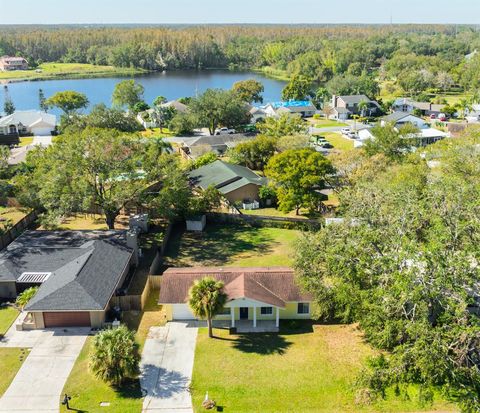 A home in LAND O LAKES