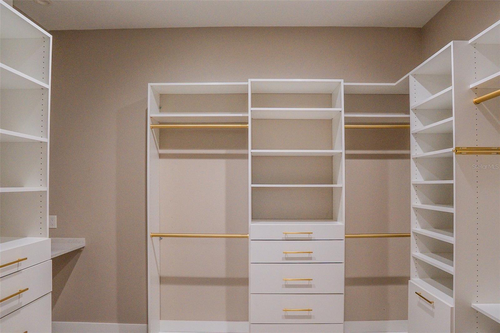 PELHAM PARK 1ST ADD - Residential