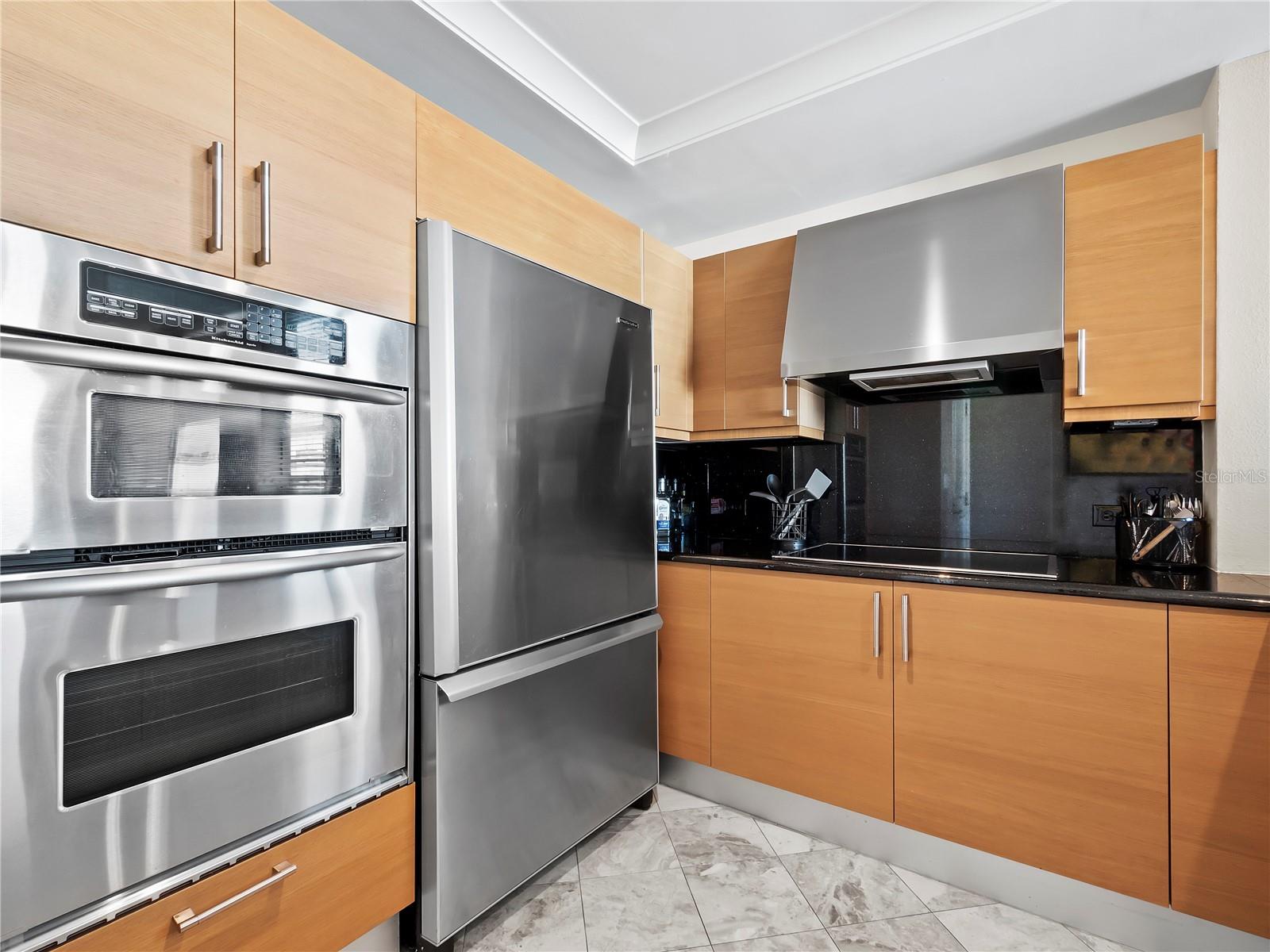 1350 MAIN STREET 712