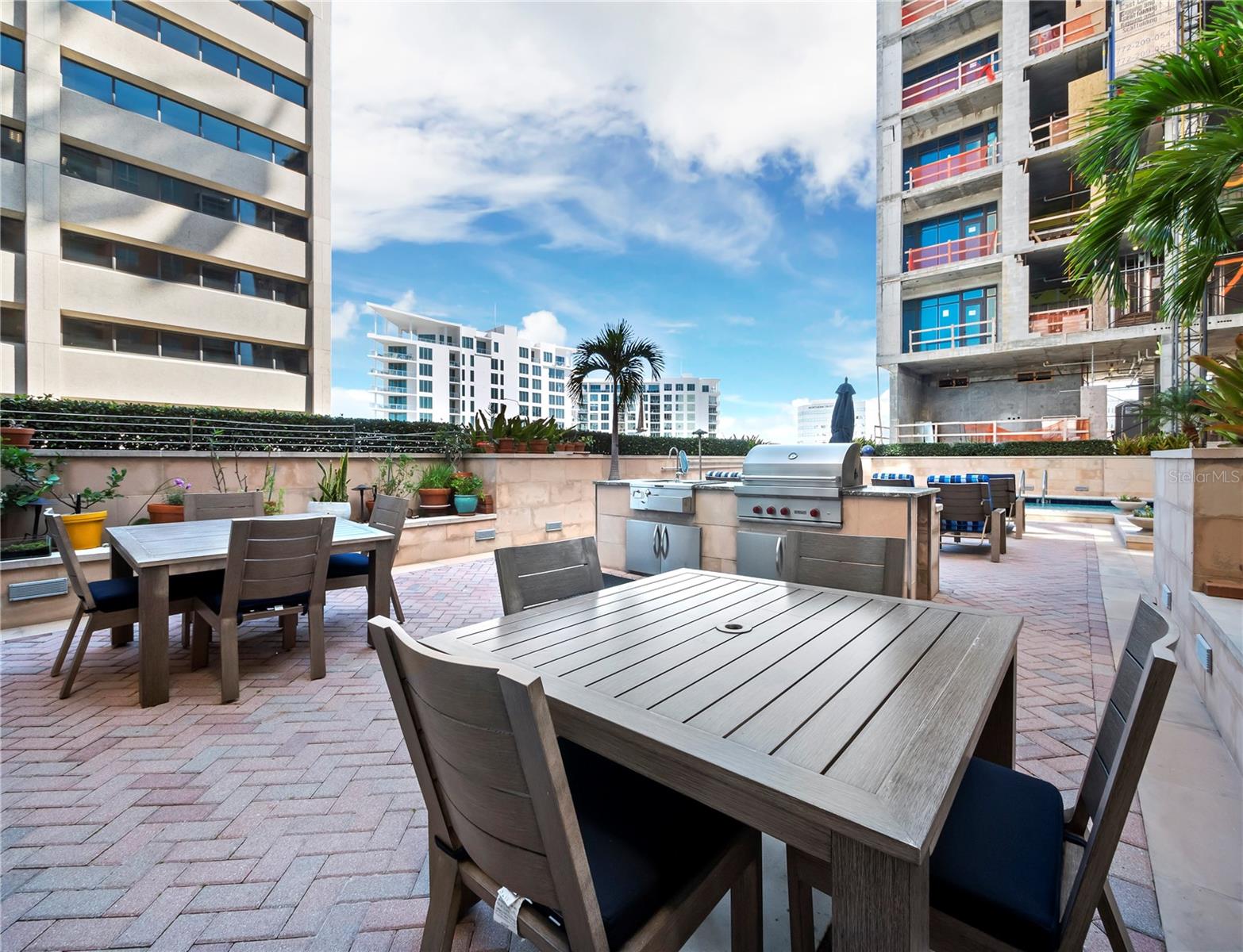 1350 MAIN RESIDENTIAL - Residential