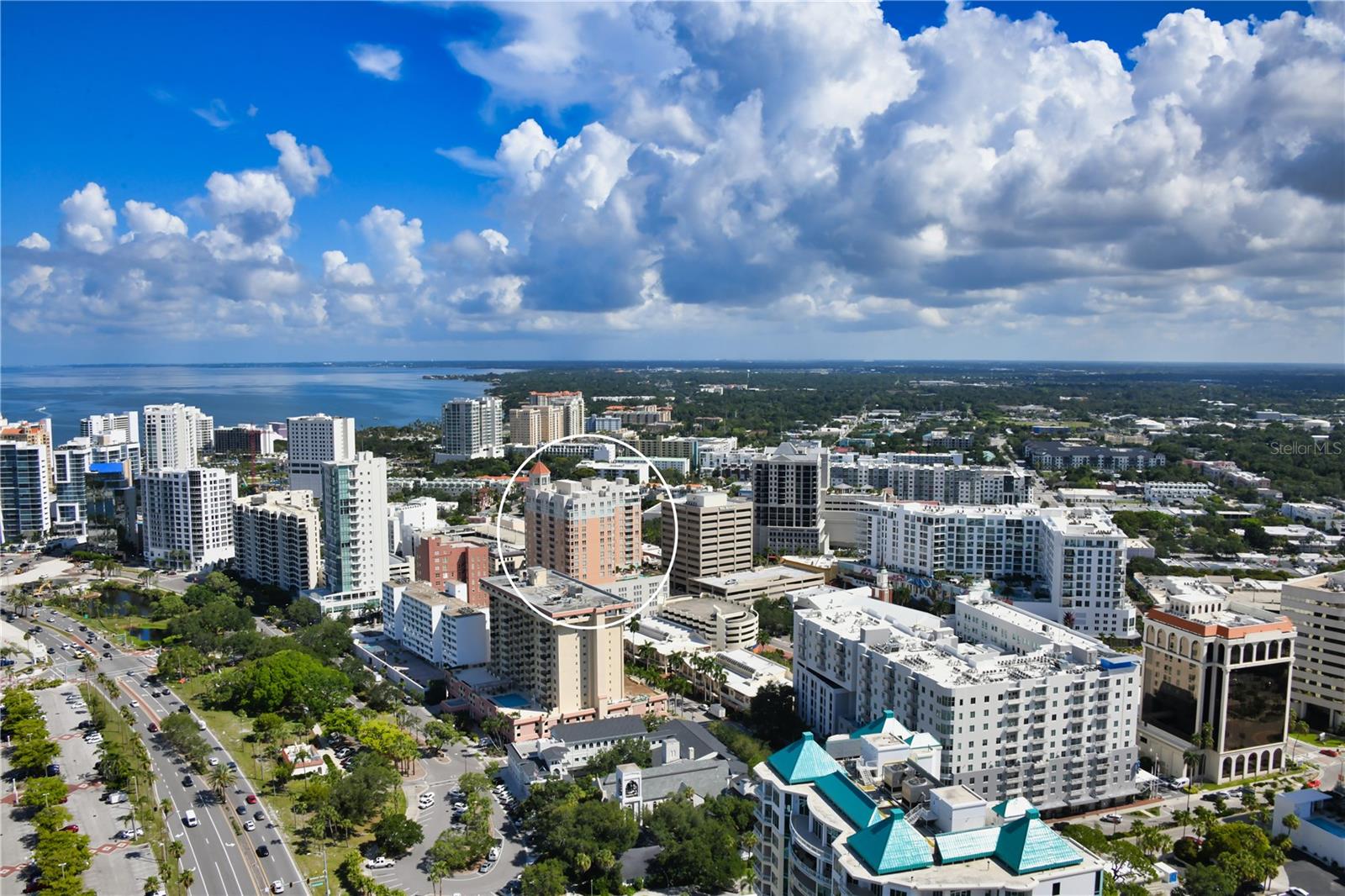 1350 MAIN RESIDENTIAL - Residential