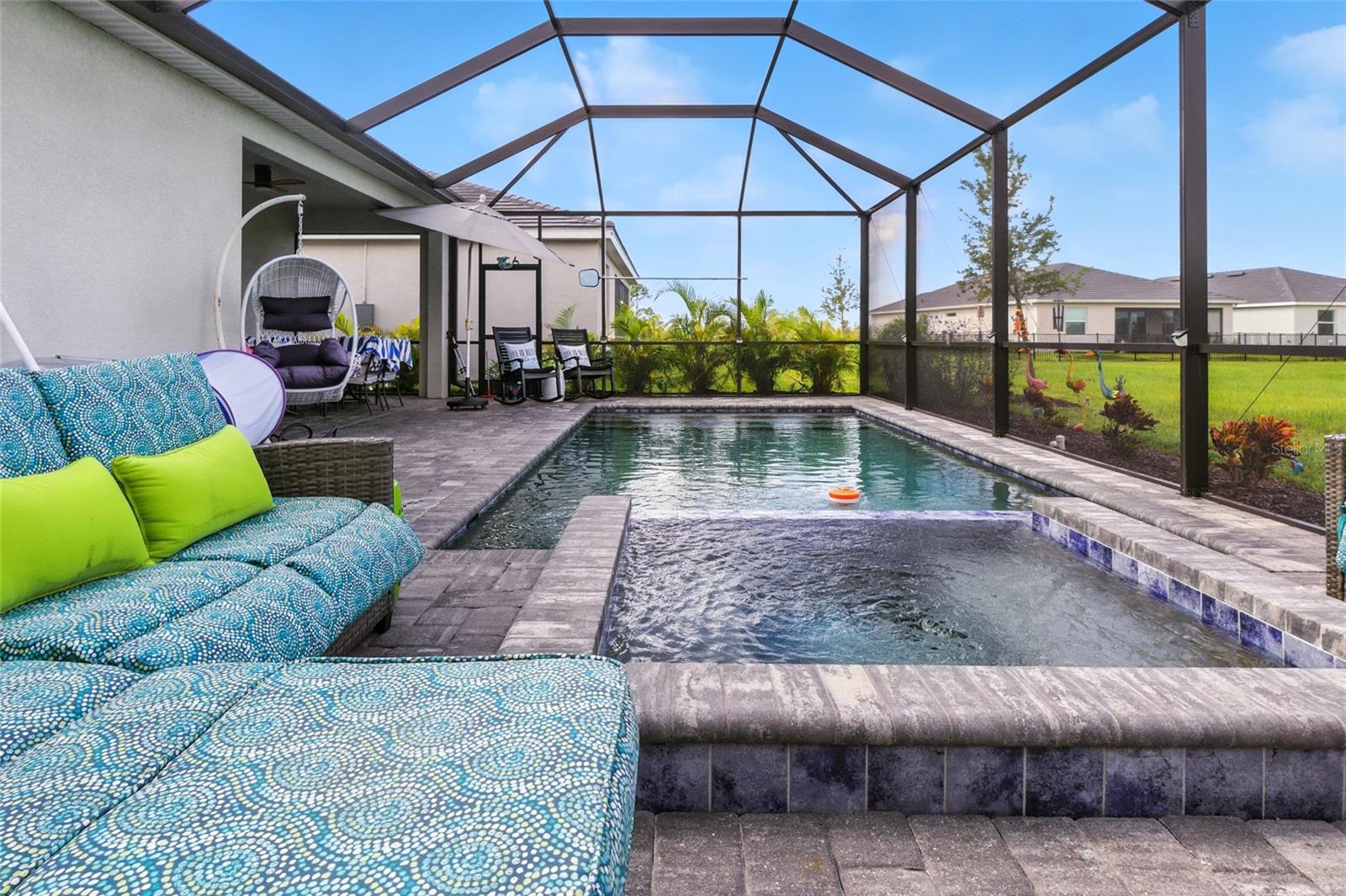 ANTIGUA/WELLEN PARK - Residential