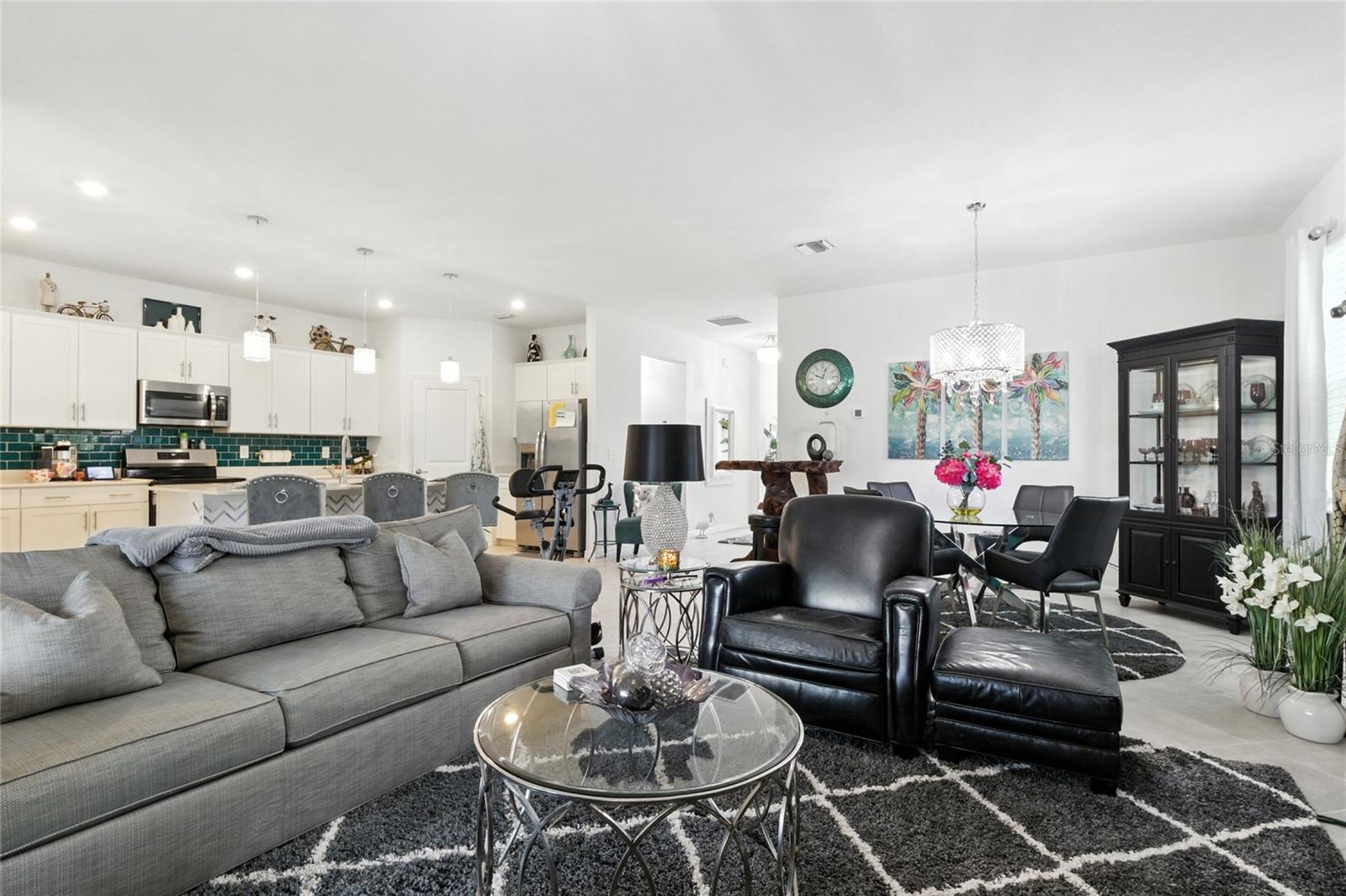 ANTIGUA/WELLEN PARK - Residential