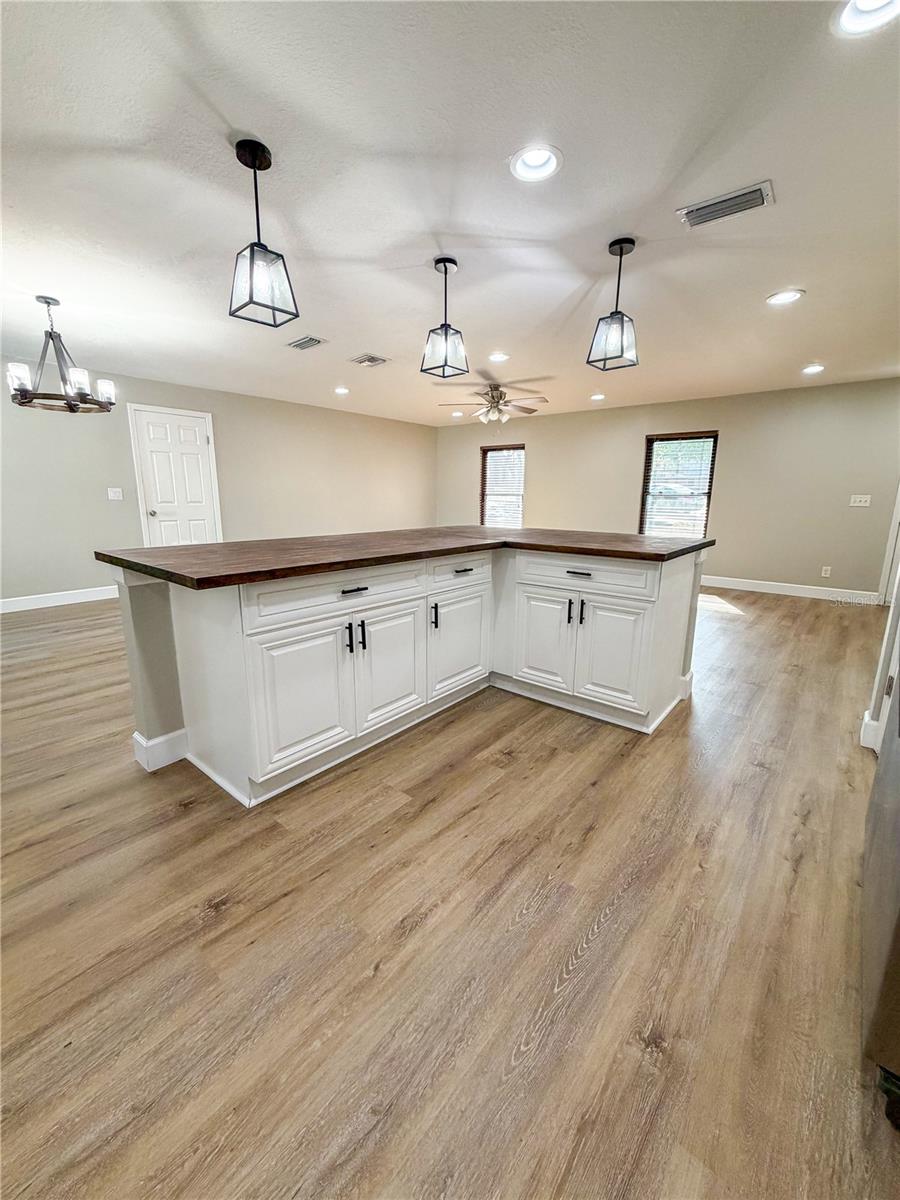 HIGHLANDS - Residential