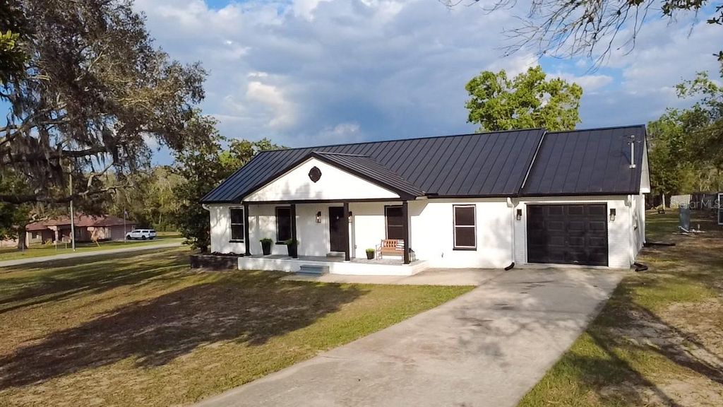 Photo of 18406 Sand Pine Drive, Spring Hill, FL 34610 (MLS # W7884661)