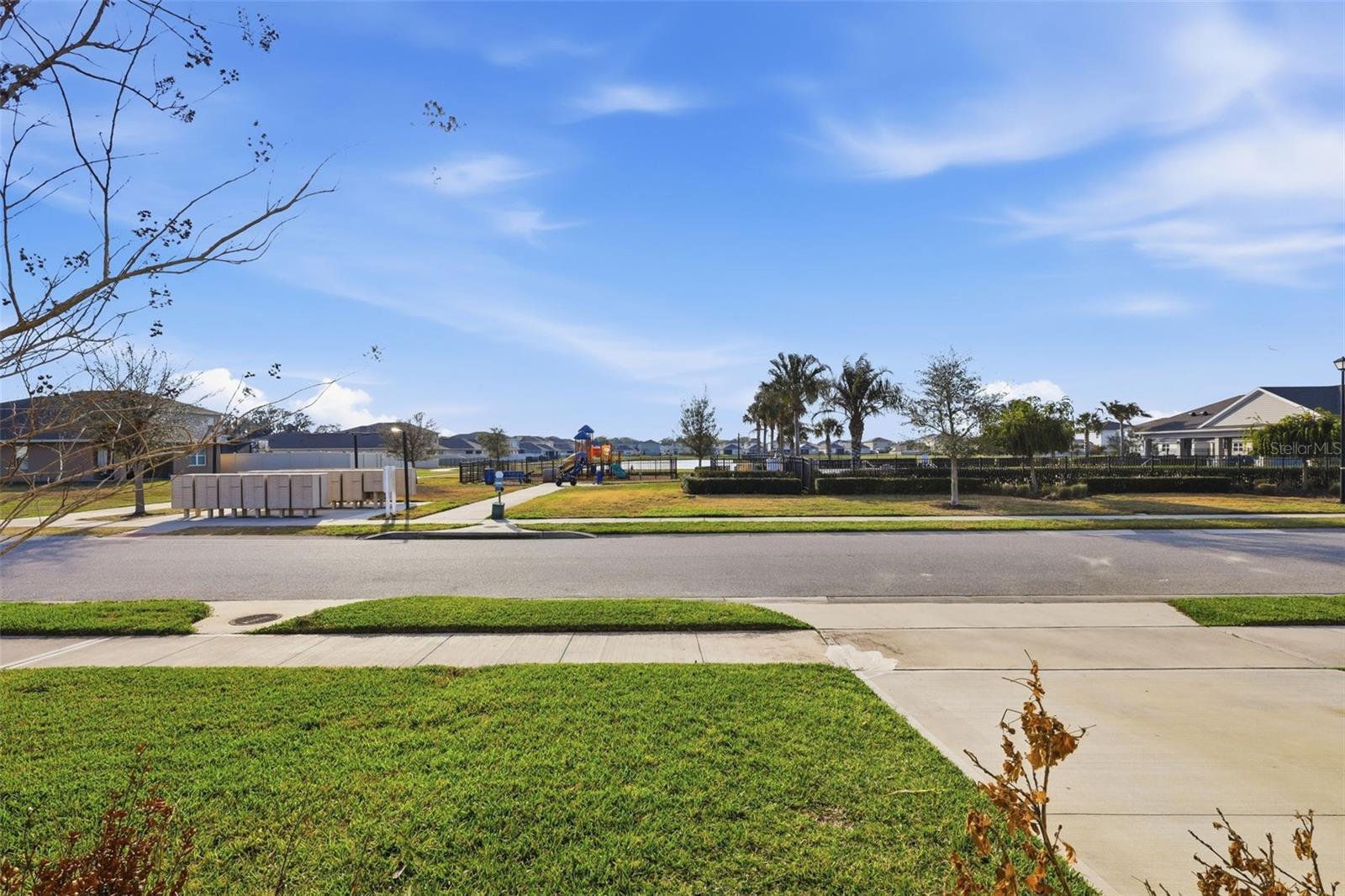 2029 APALACHICOLA LANE