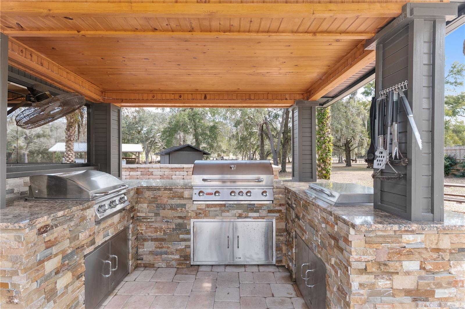 MEADOW WOOD FARMS UN 01 - Residential