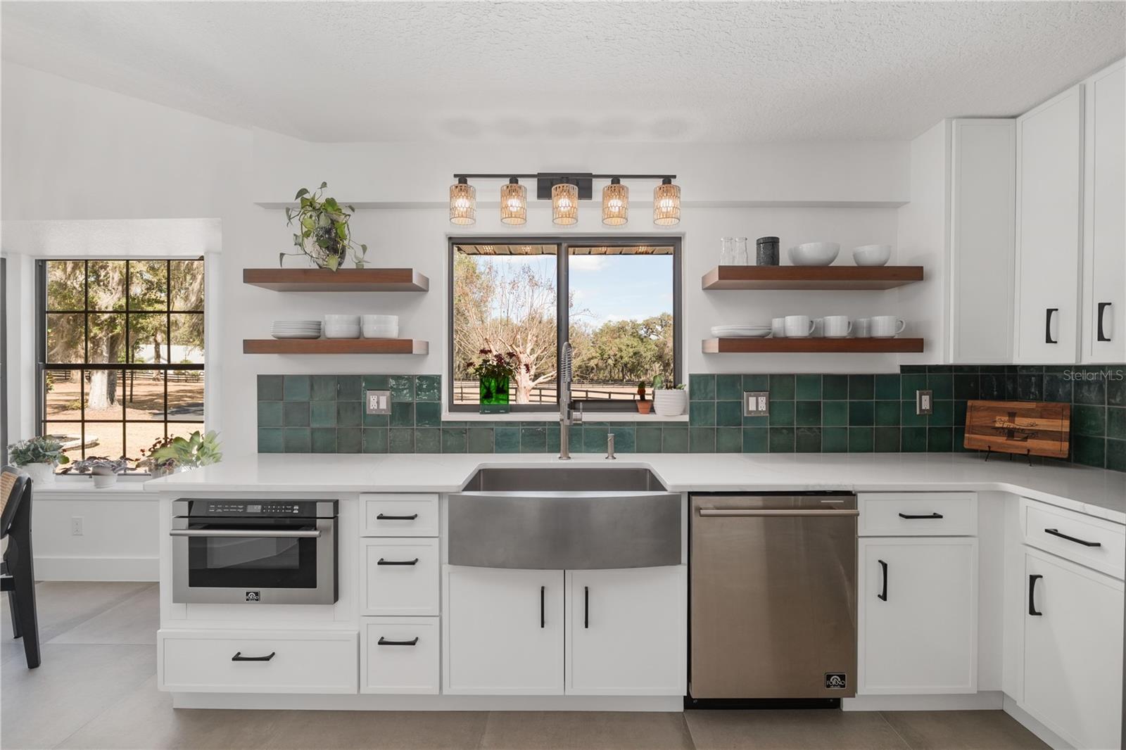 MEADOW WOOD FARMS UN 01 - Residential