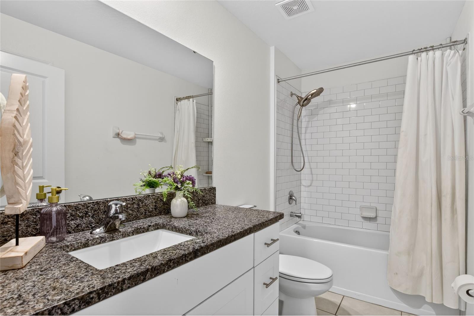 NORTH PARK ISLE PH 2C 3B & 4 - Residential