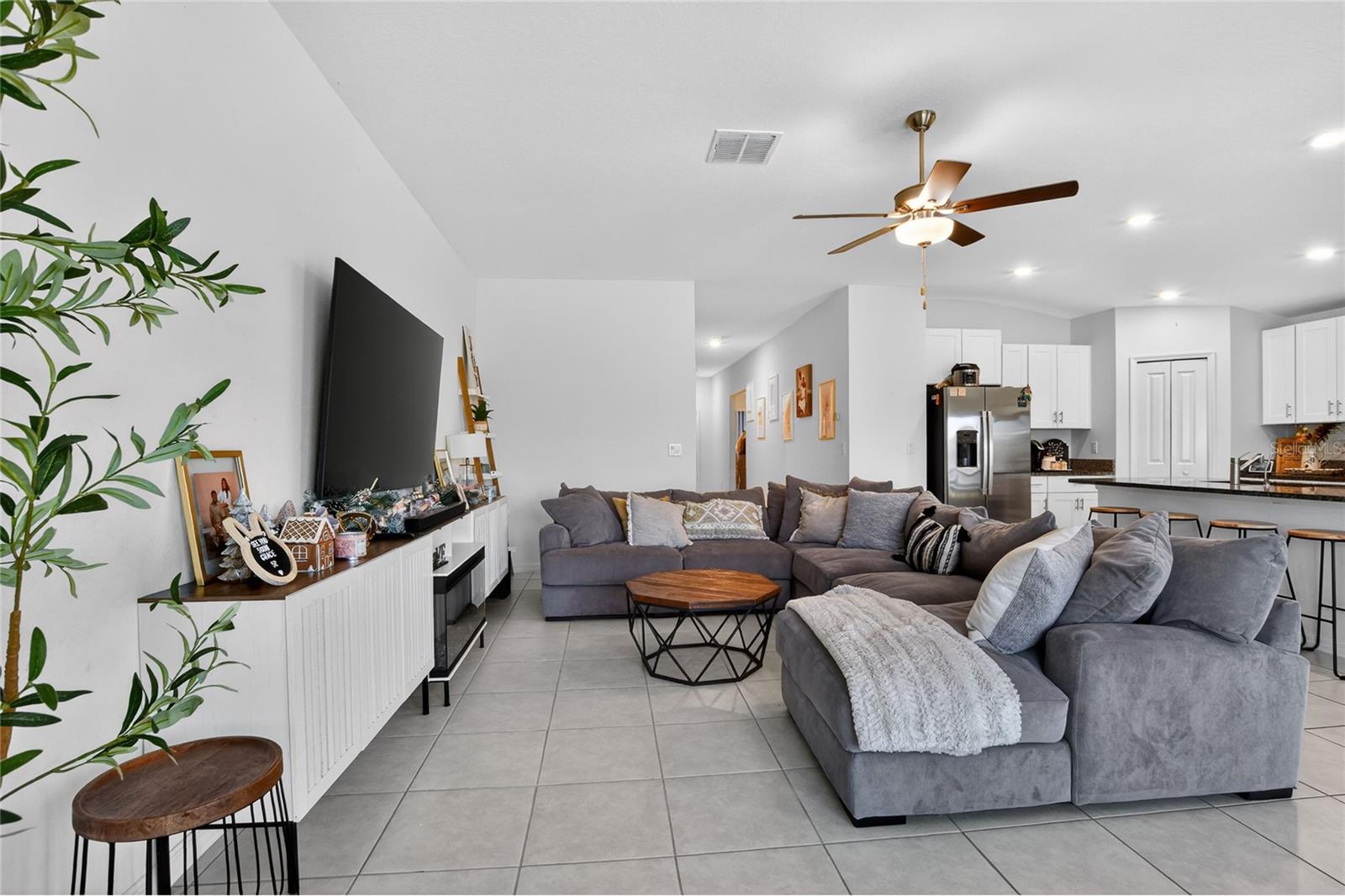 NORTH PARK ISLE PH 2C 3B & 4 - Residential