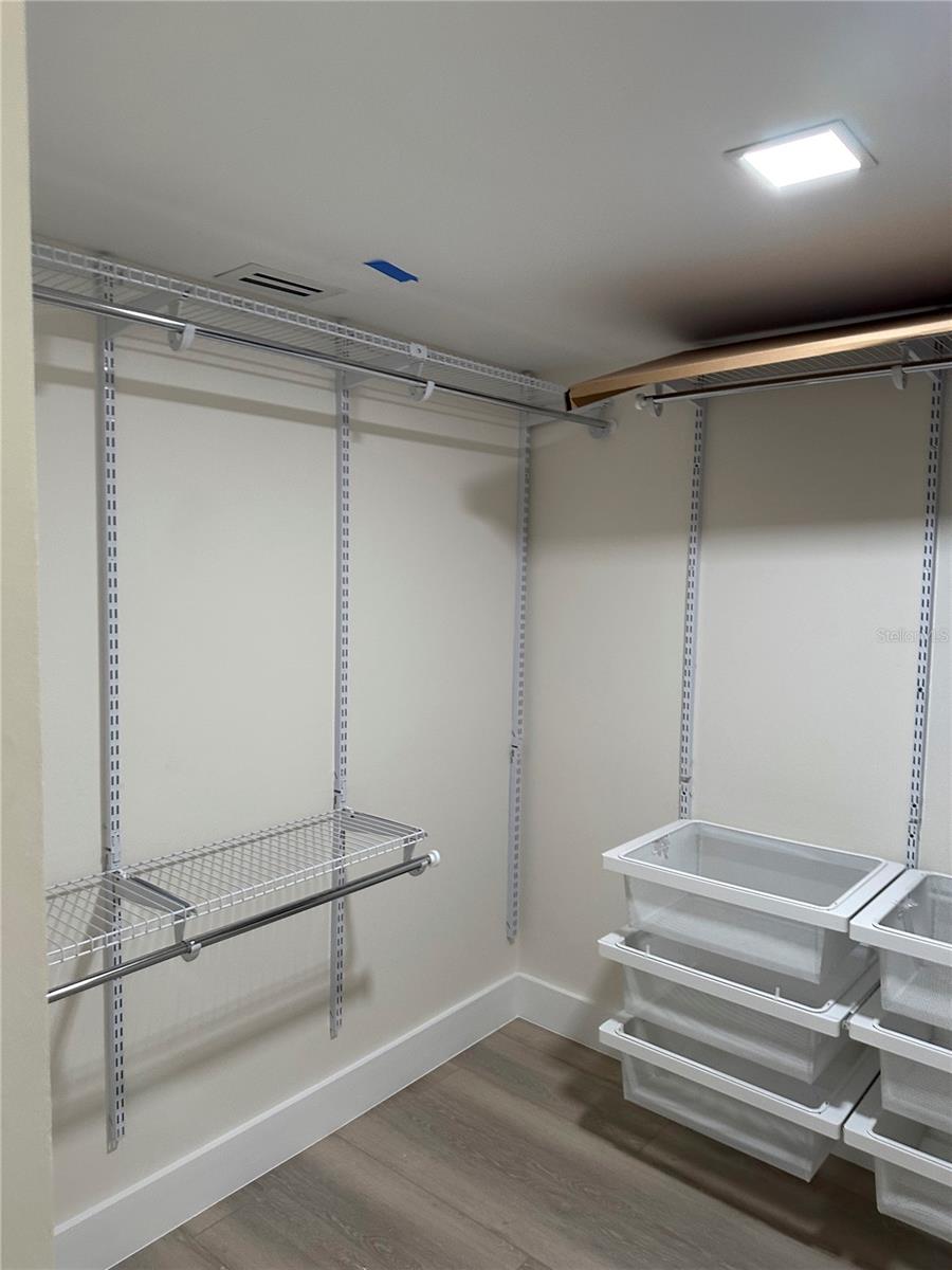 THE FAIRWAYS AT PINEBROOK PH II - Residential Lease