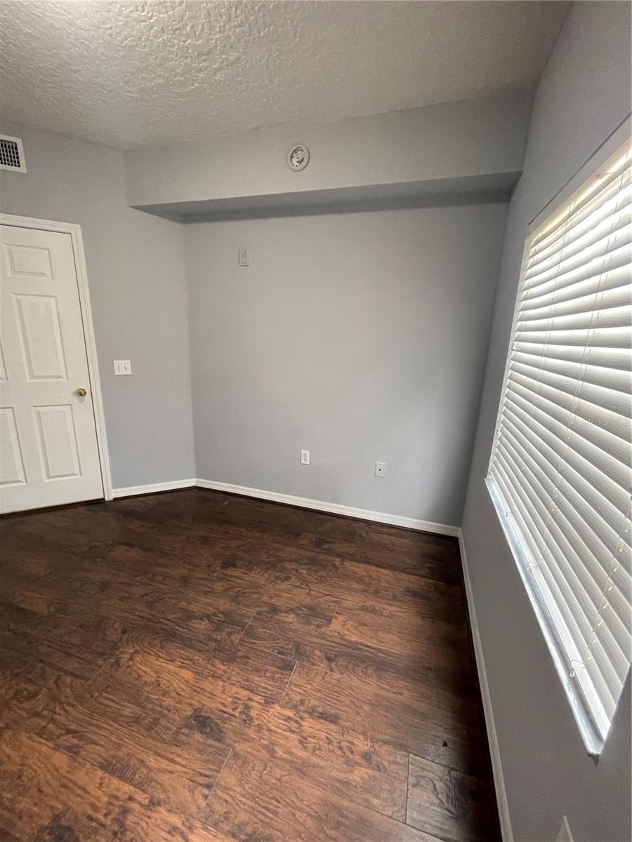 VILLAGES OF BLOOMINGDALE CONDO 3 - Residential