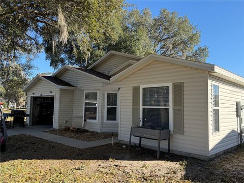 25607 BELLE HELENE LEESBURG FL 34748