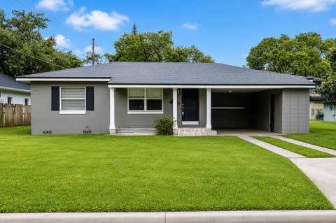 Photo of 230 Strathy Lane, Winter Park, FL 32792 (MLS # O6426909)